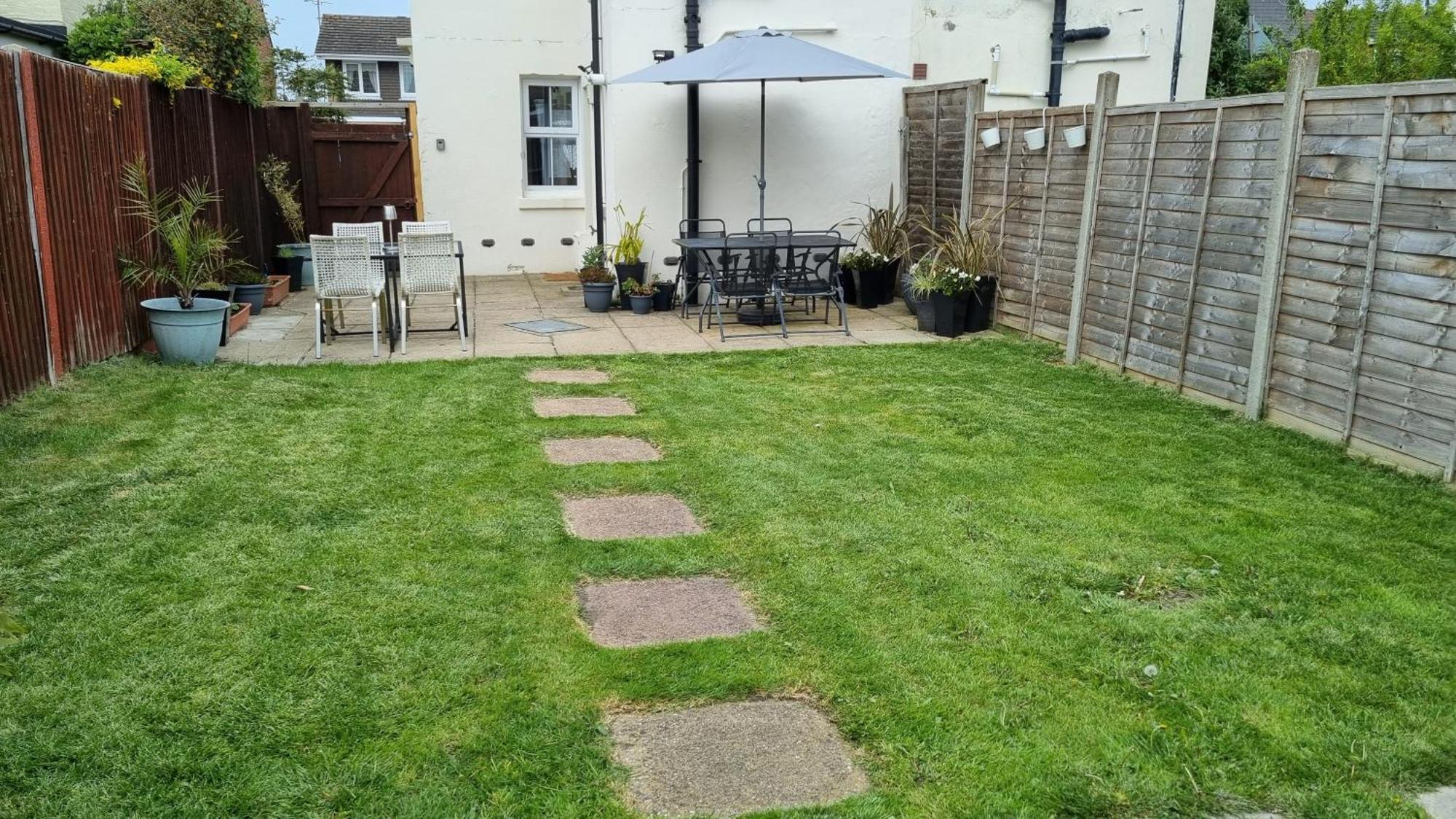 Villa Entire House With Garden & Parking Nr Ashford Int Exterior foto